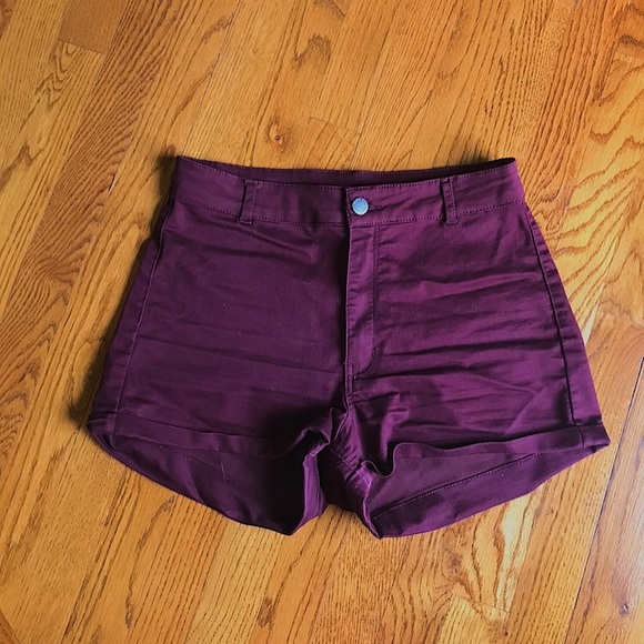 High waisted, maroon,  size 10, H&M shorts - Picture 2 of 4